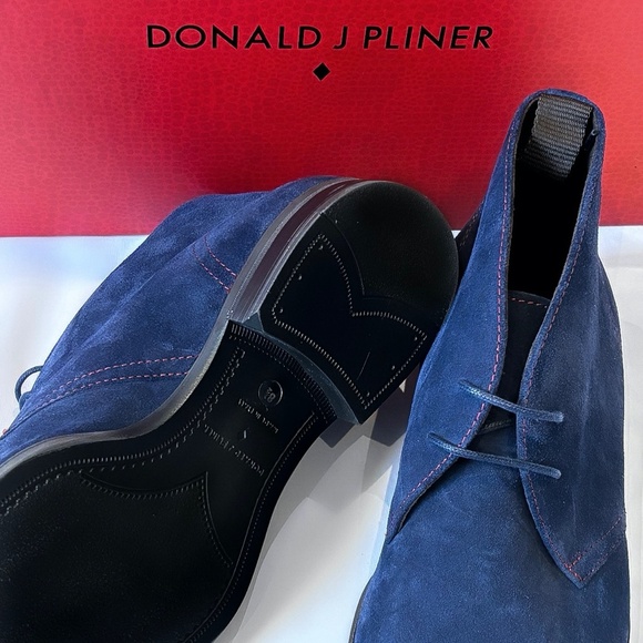 Donald J Pliner Siro-02 Navy Suede Men\'s Chukka Boots - Size 8.5 M (NEW)